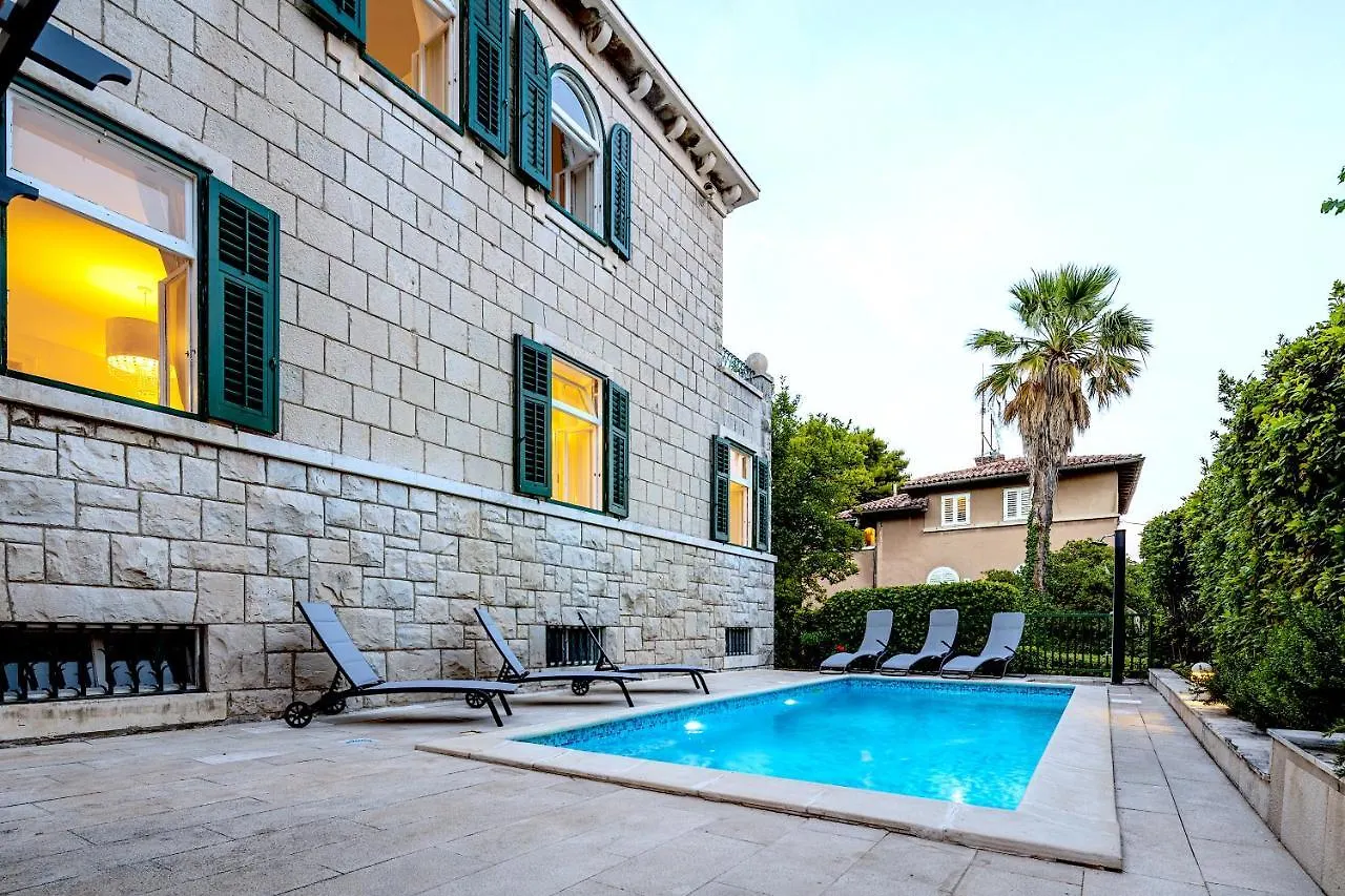 Stone Villa Majestic W Pool - Split Center 0*,  Croatia