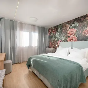 4* Bed & Breakfast Skaline Luxury