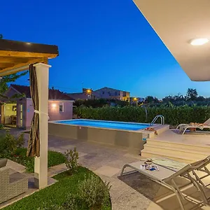  Villa Sweet Marija With Heated Pool